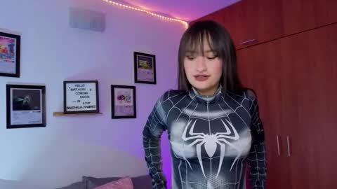 Nathalia Ramirez online show from February 5, 2:37 am