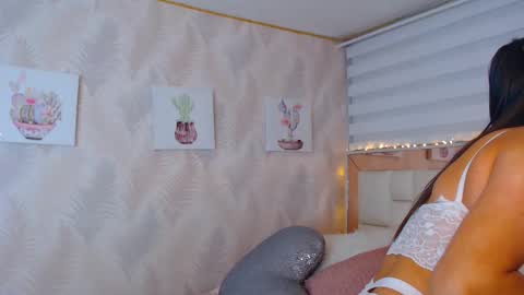 Nathalie Rose online show from April 13, 10:41 am