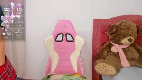 nathaly_evans18 online show from September 13, 6:49 am