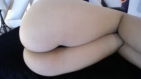 nathaly low online show from March 11, 2:09 pm