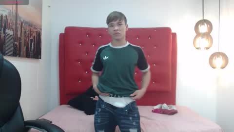 nathanclay online show from November 20, 3:49 am