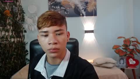 nathanclay online show from December 23, 3:23 am