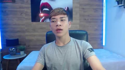 nathanclay online show from February 4, 3:32 am