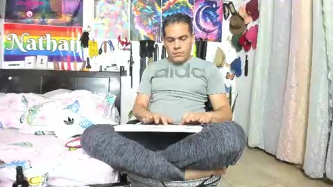 nathan nathaniel online show from June 25, 5:12 am