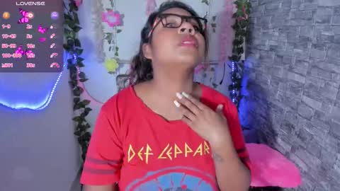 Naty online show from December 20, 8:10 am