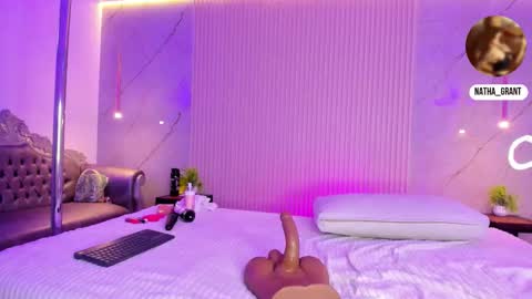 nathassa online show from October 11, 2:32 pm