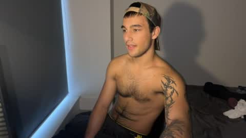 native_boy2 online show from April 9, 5:33 am