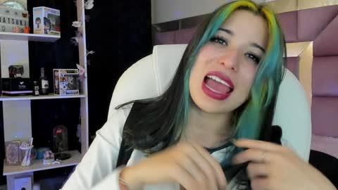 Nat  online show from December 19, 12:34 am