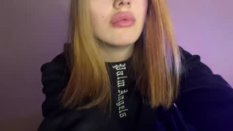 Juliana online show from July 16, 7:17 pm