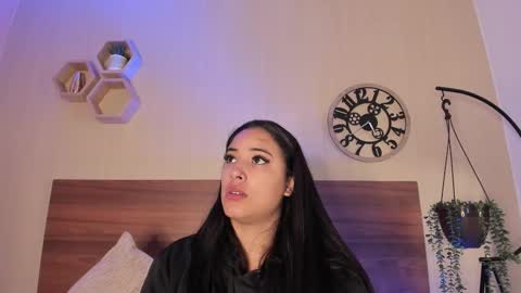 NATTASHA BROWN  online show from January 7, 10:42 am