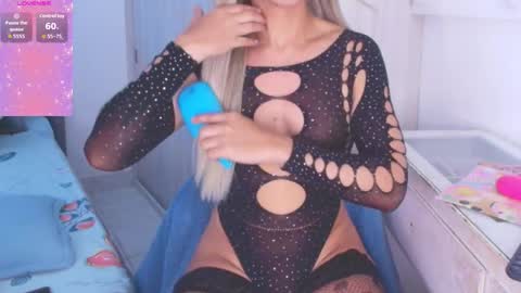 nattasha_dior online show from May 9, 12:22 pm