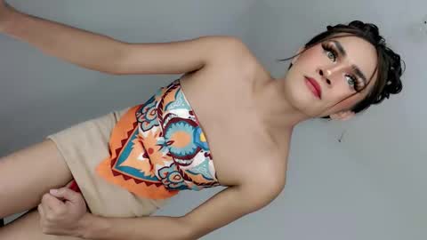 Nathalie smith online show from June 5, 6:52 am