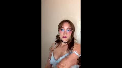 natural nel online show from June 11, 4:05 pm