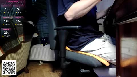 Nature online show from November 14, 9:05 pm