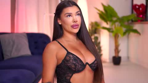 Naty online show from January 16, 7:56 pm