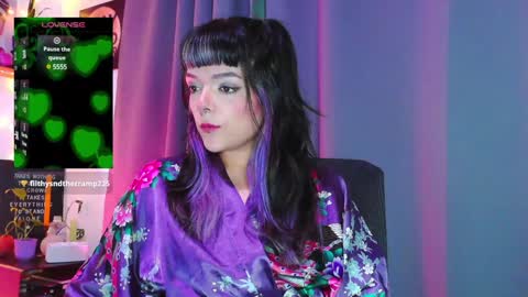 Snapshot of naughty_em_17 chatting on January 26, 6:07 am Em please help me reach 100 thumbs up 3 online show from January 26, 6:07 am