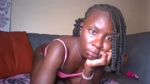 Snapshot of naughty_jee chatting on October 21, 6:07 am jee online show from October 21, 6:07 am