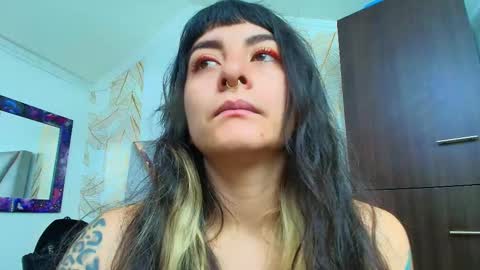 Kitten online show from February 18, 11:43 am