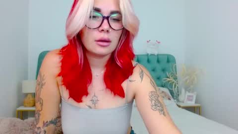 Maria  online show from October 5, 8:05 pm