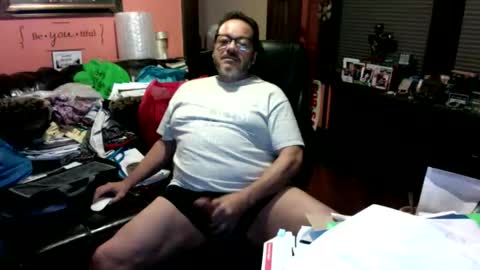 Snapshot of naughtybone chatting on October 28, 4:57 am naughtybone online show from October 28, 4:57 am