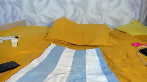 naughtybutterfly6 online show from February 6, 7:12 am