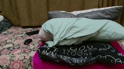 naughtyfireball online show from December 2, 8:39 pm