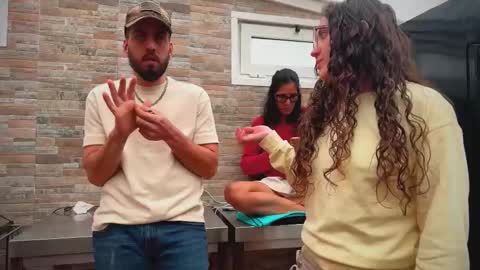 ANDREA STEPH  MIKE online show from February 23, 10:06 am