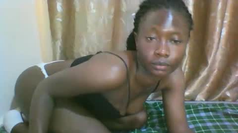 naughtynice540298 online show from November 15, 6:04 am