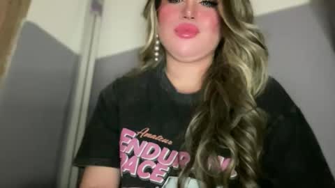 Rose Wilson online show from September 22, 4:33 pm