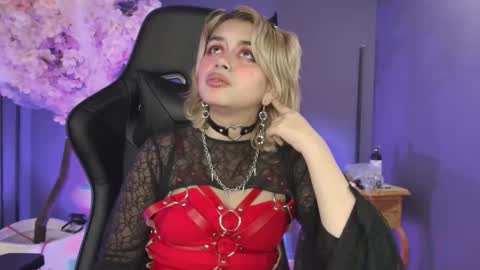 Navier  online show from October 28, 9:05 pm