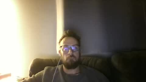 nawtydom1977 online show from March 16, 12:03 am