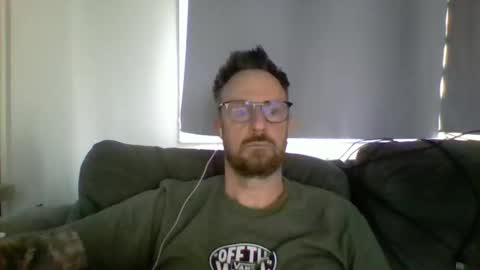 nawtydom1977 online show from May 19, 6:37 pm