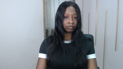 Nayaris 3 online show from June 9, 3:55 pm