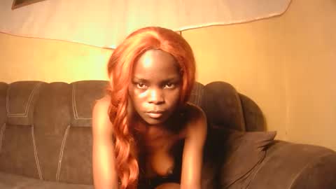 nayela_ online show from March 31, 8:31 pm