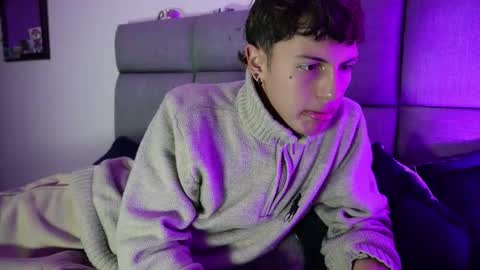 Im Nayton online show from January 18, 3:04 am