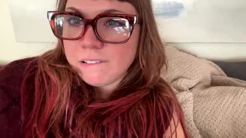 Nealiana online show from January 9, 8:22 pm