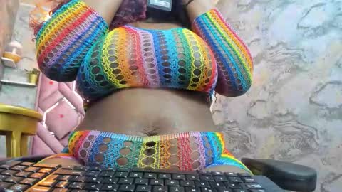 Nefer  online show from February 13, 11:19 pm