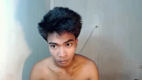 neil_asian69 online show from December 1, 7:28 am