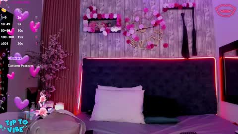 Miah online show from April 4, 11:39 am