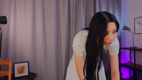 Kiera online show from March 18, 1:39 pm