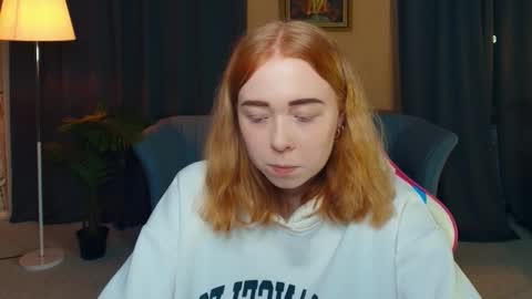 Nelli online show from December 18, 8:59 pm