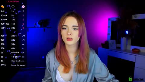 Snapshot of nelly_storm chatting on September 13, 7:05 pm nelly_storm online show from September 13, 7:05 pm
