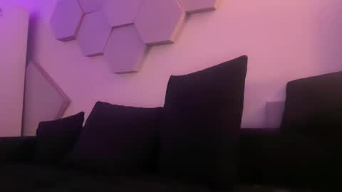 nemcahot online show from January 3, 10:51 pm