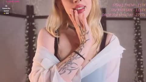 Lina Liza Emily and Grace online show from July 25, 4:49 pm