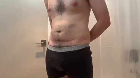 neverbeenhornyb4 online show from November 29, 12:40 am