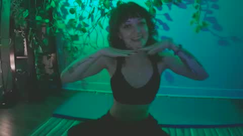 luna online show from January 1, 2:09 am