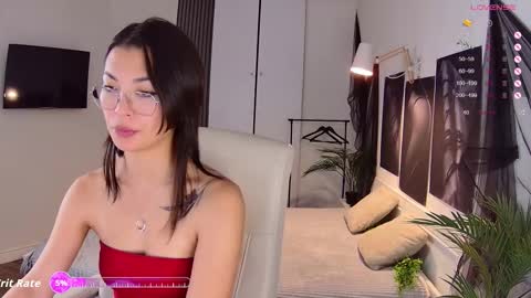 Snapshot of new_meow chatting on October 21, 9:58 am Alice online show from October 21, 9:58 am