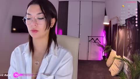 Snapshot of new_meow chatting on September 28, 6:33 am Alice online show from September 28, 6:33 am