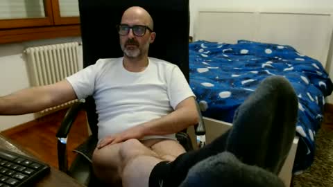 simi online show from March 15, 2:09 pm