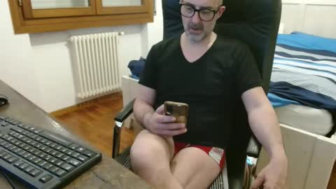 simi online show from April 6, 4:46 am